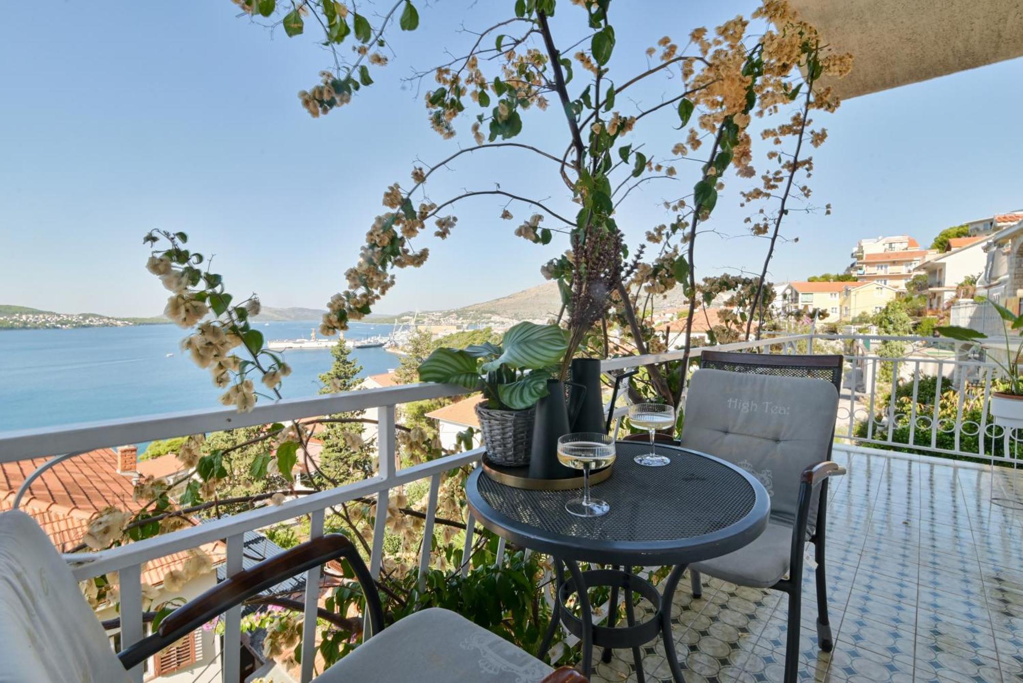 Apartment Spira Puovica Trogir Exterior foto