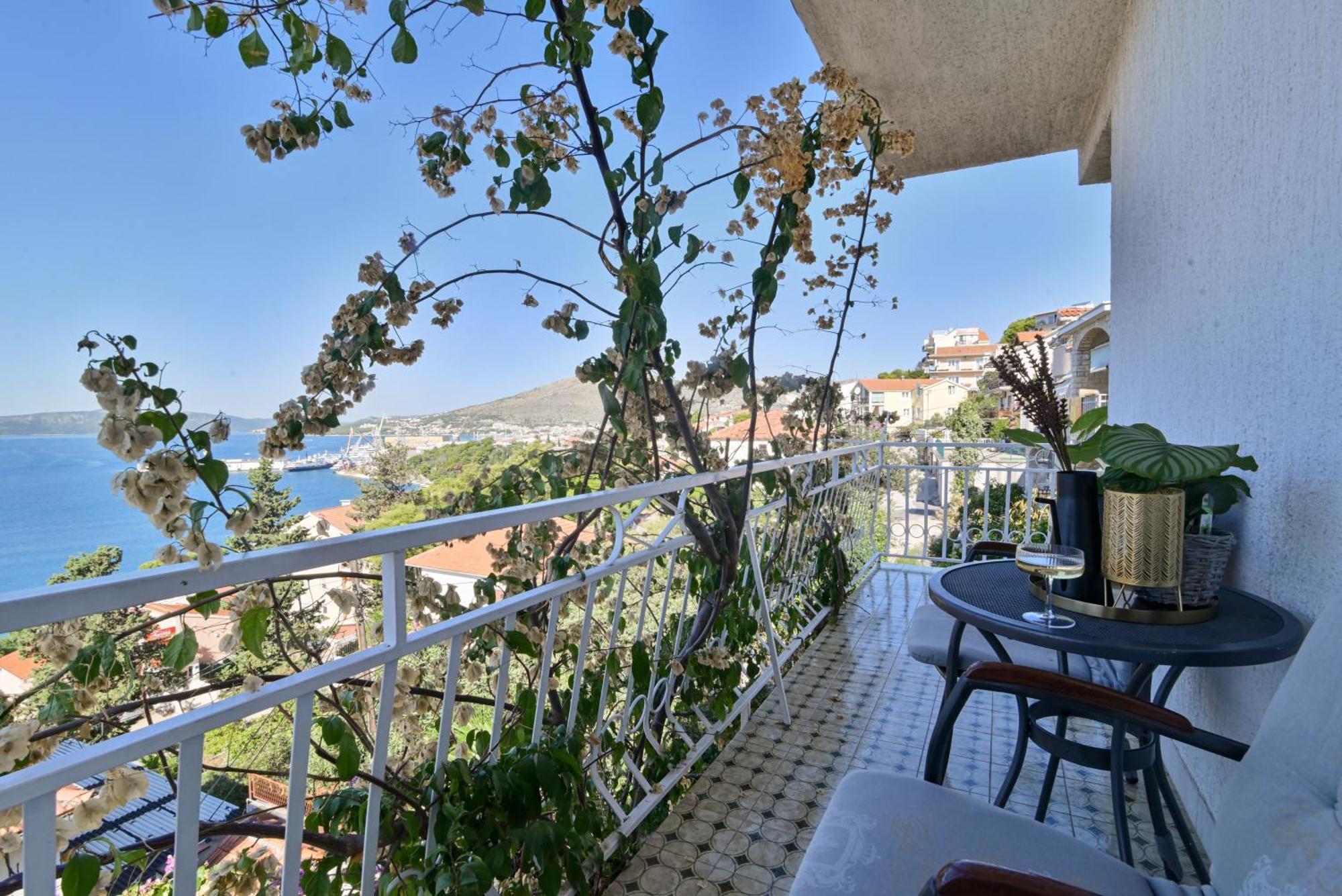 Apartment Spira Puovica Trogir Exterior foto