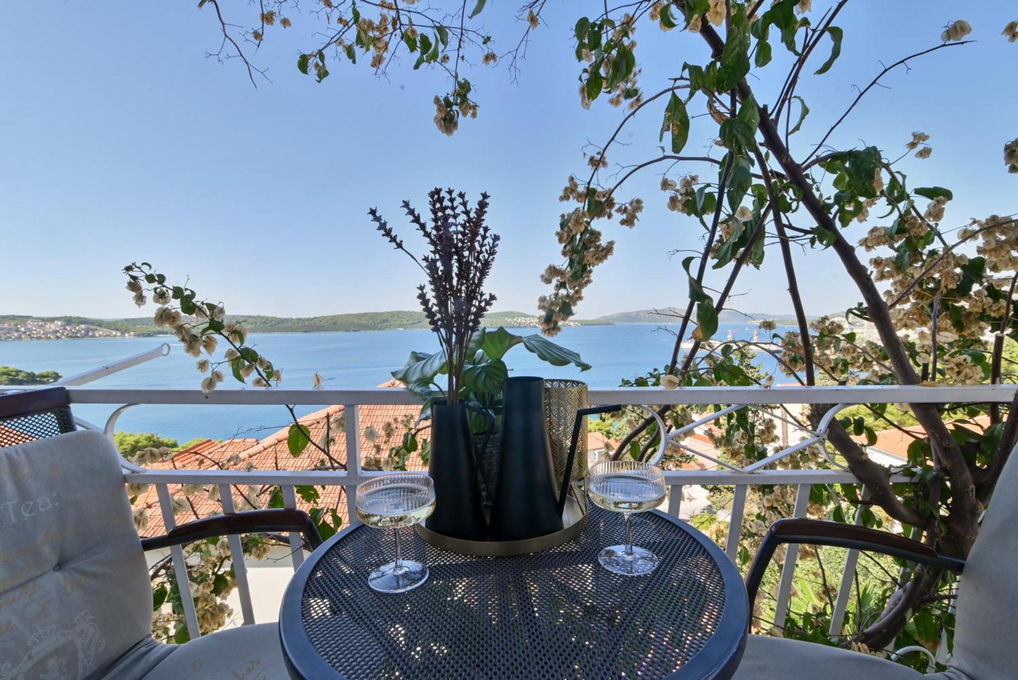 Apartment Spira Puovica Trogir Exterior foto